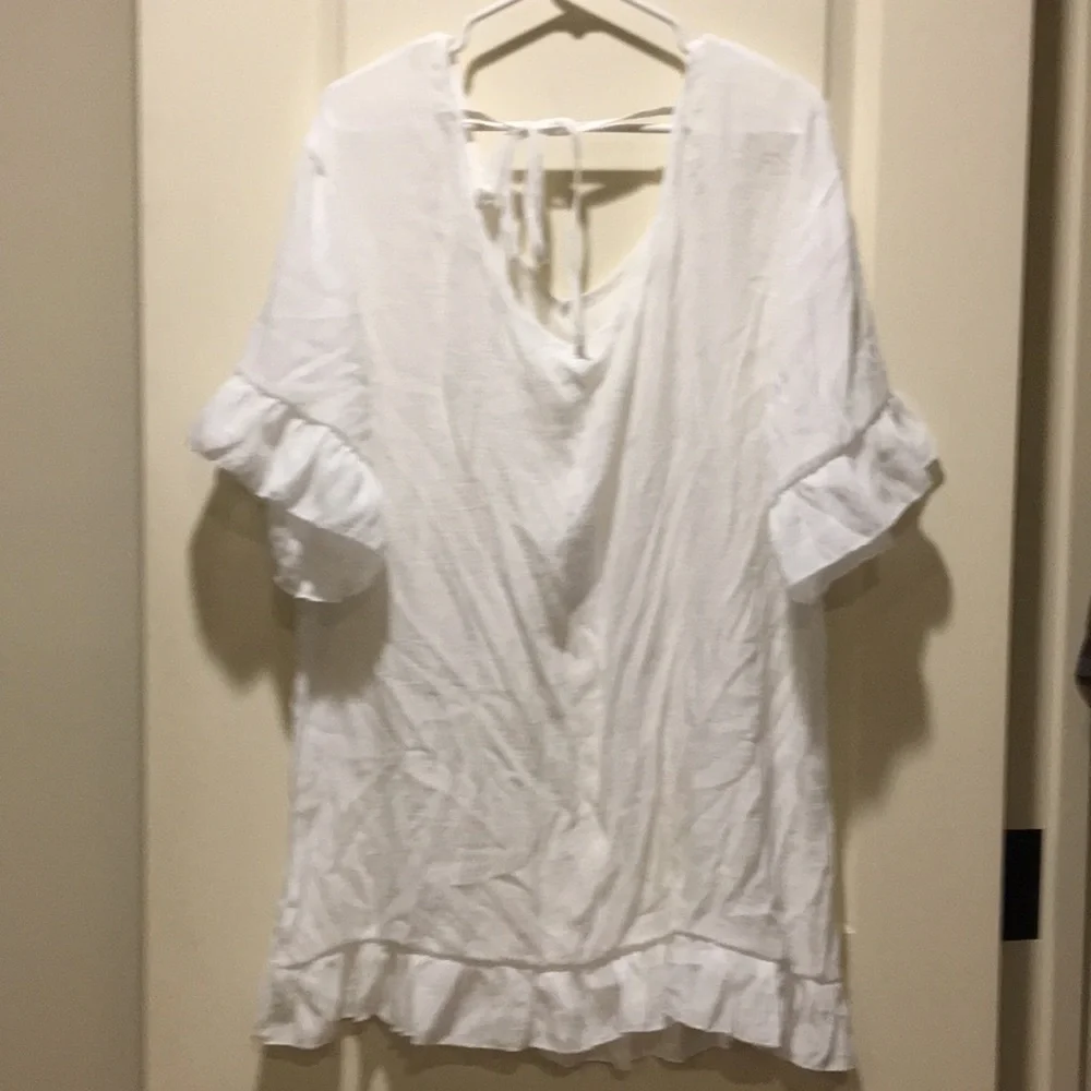 NWT Beachsissi women ruffle Vneck short sleeve cover up tie cord scoop back OS